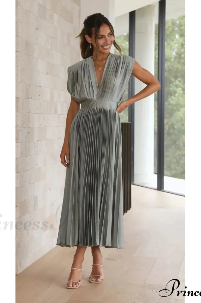 Female Loose Zipper Trendy Pleated Party Dress - Image 7