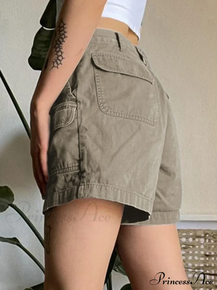 Trendy Cargo Shorts with Pockets - Image 3