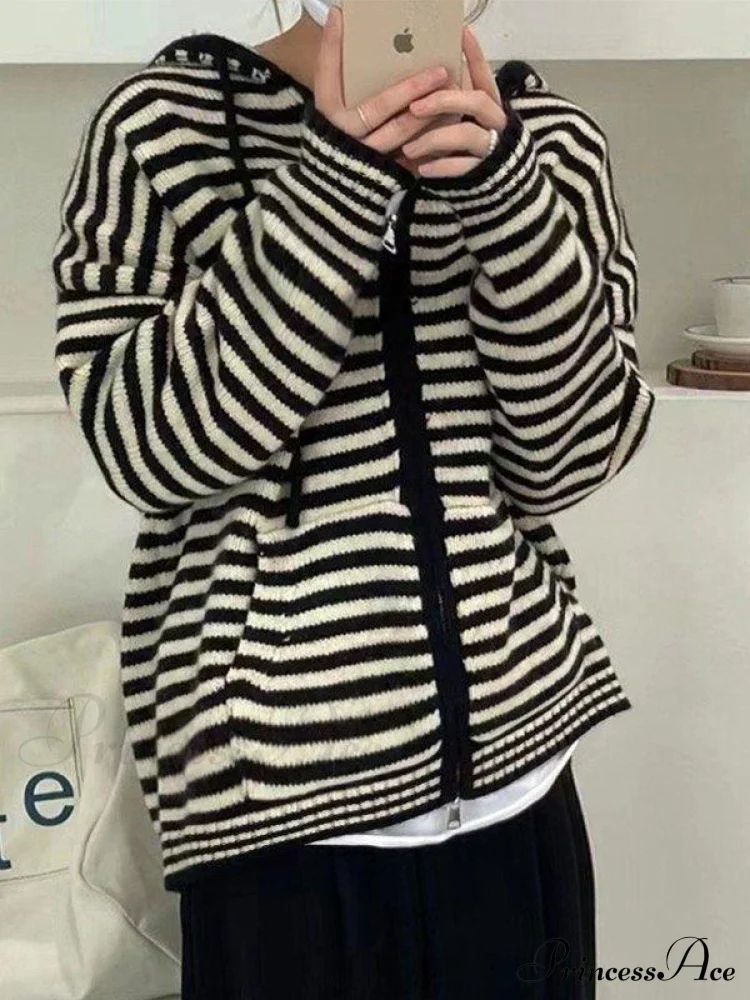 Contrasting Colors Striped Hooded Zipper Cardigan