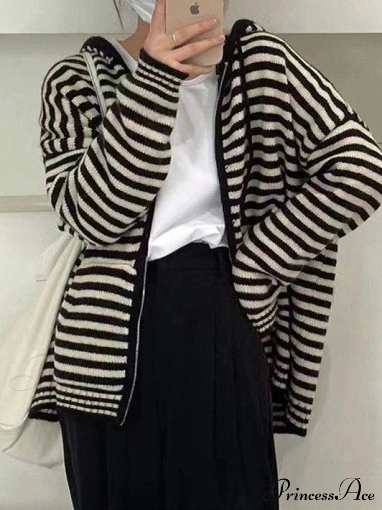 Contrasting Colors Striped Hooded Zipper Cardigan - Image 3