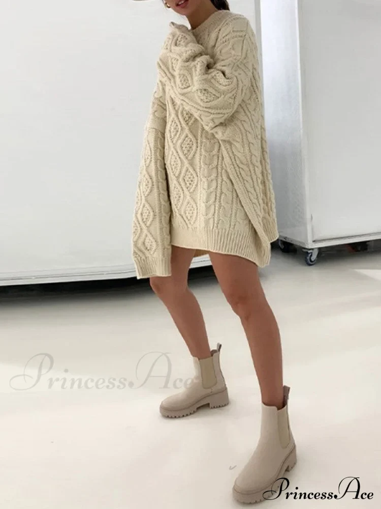 Cozy Simple Knit Sweater - Image 11