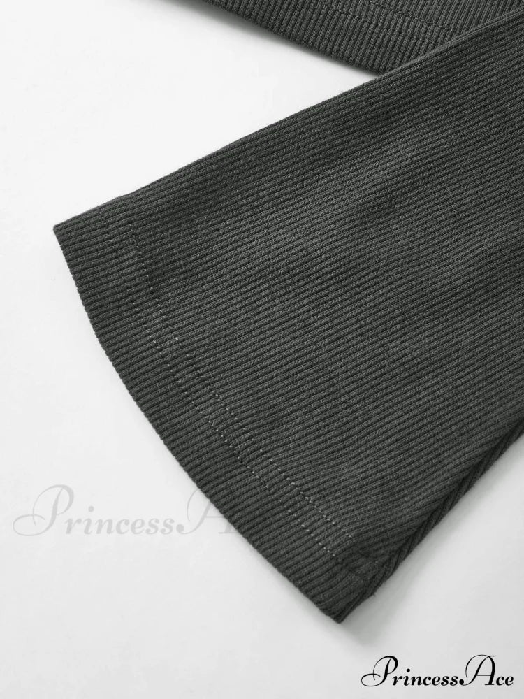Minimalist Versatile Buttoned Knit Top - Image 7