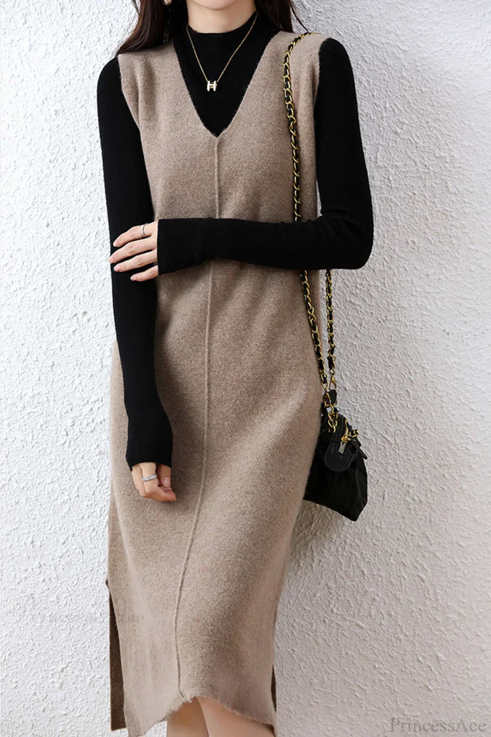 Solid Color Wool Tank Dress with V Neck - Image 2