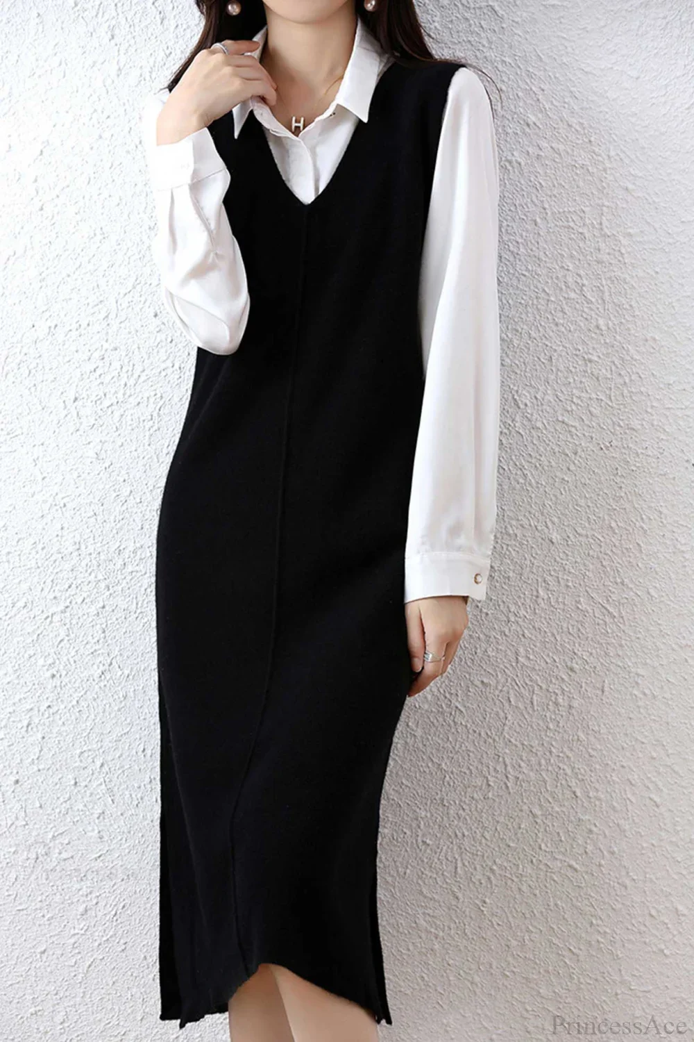 Solid Color Wool Tank Dress with V Neck - Image 4