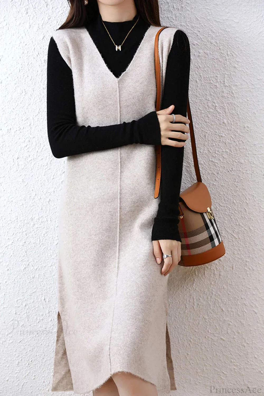 Solid Color Wool Tank Dress with V Neck - Image 5