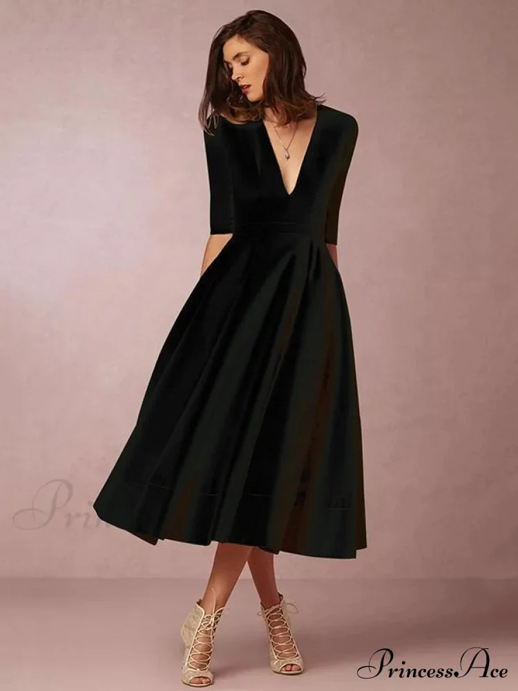 Elegant White V-neck Evening Dress - Image 3