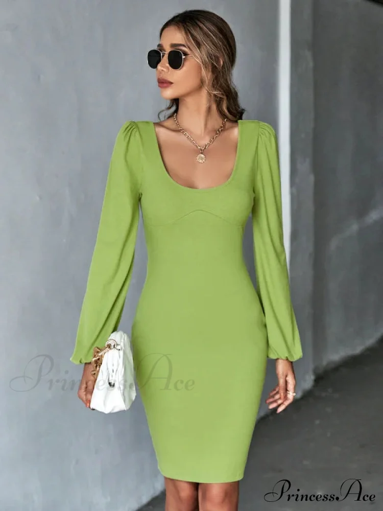 Knitted Backless Long-Sleeved Dress