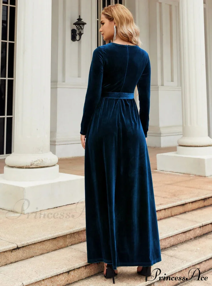 VELVET LONG SLEEVE DRESS - SOLID COLOR - Image 3