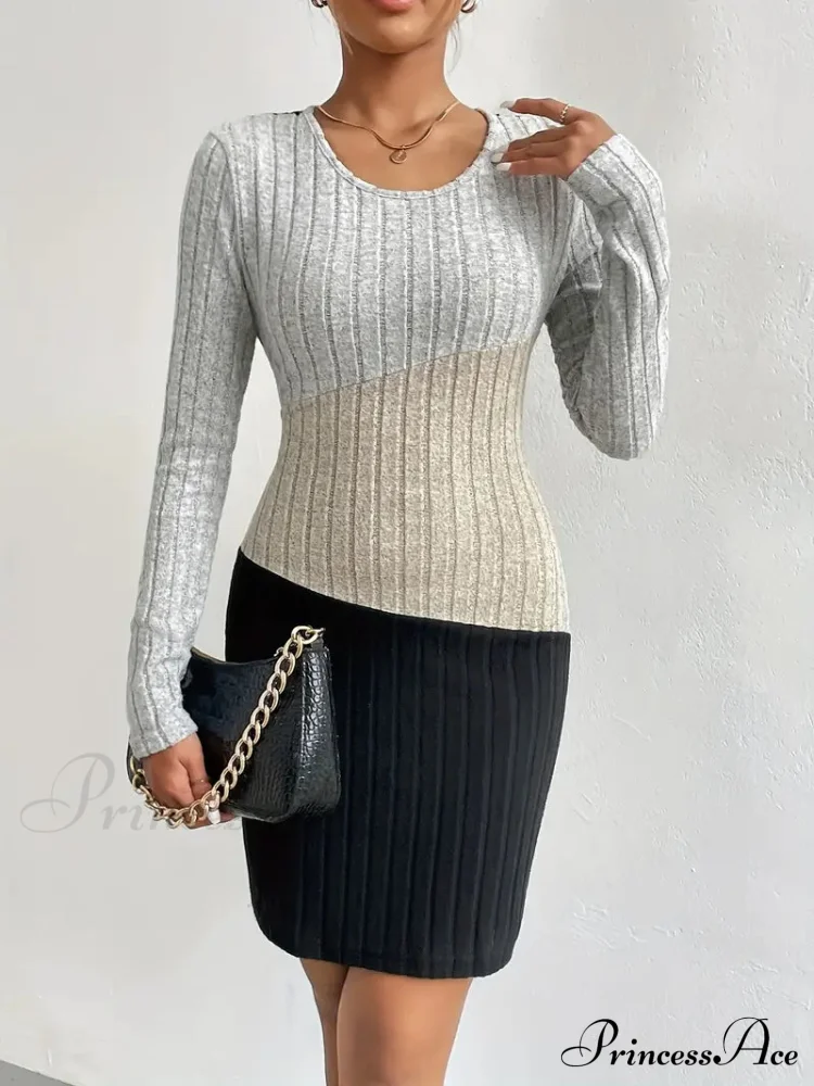 Simple Crew Neck Long Sleeve Dress with Color Block Design - Image 2