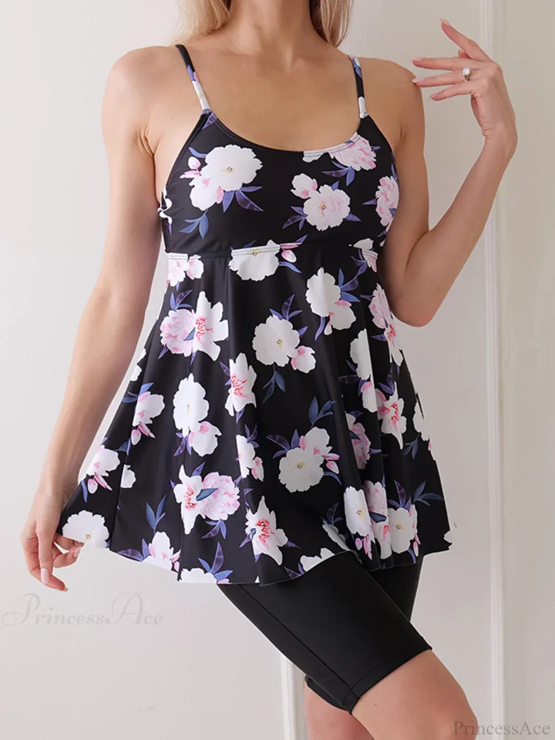 Printed Knee Shorts Tankini Two Piece Set - Image 3