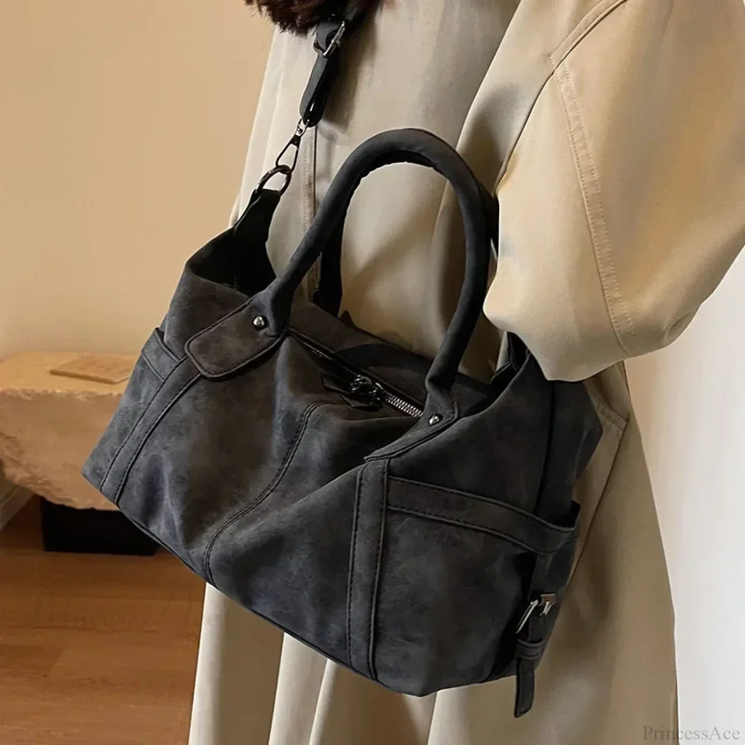 PU Leather Retro Crossbody Shoulder Bag - Image 2