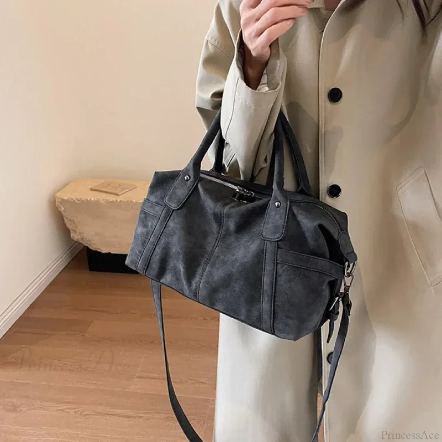 PU Leather Retro Crossbody Shoulder Bag - Image 4