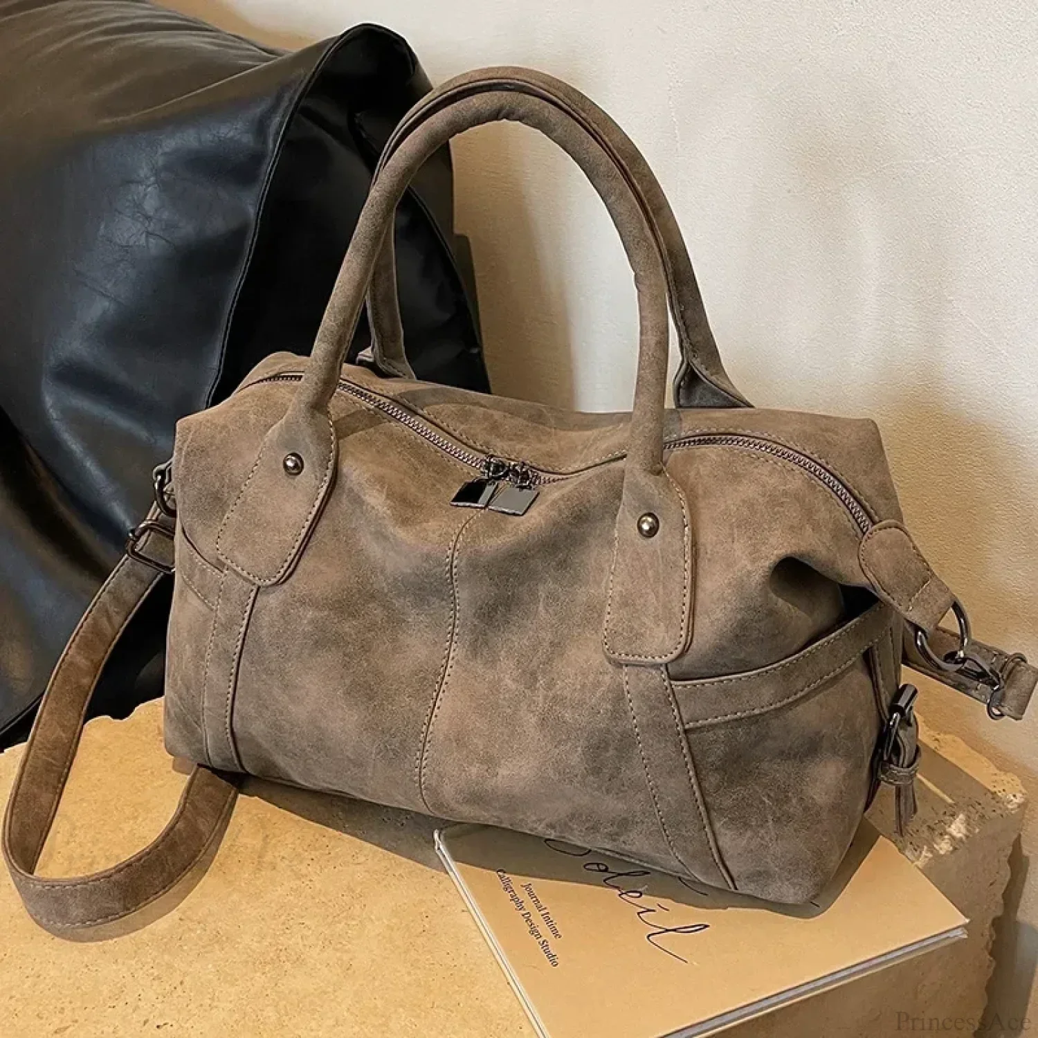 PU Leather Retro Crossbody Shoulder Bag - Image 7