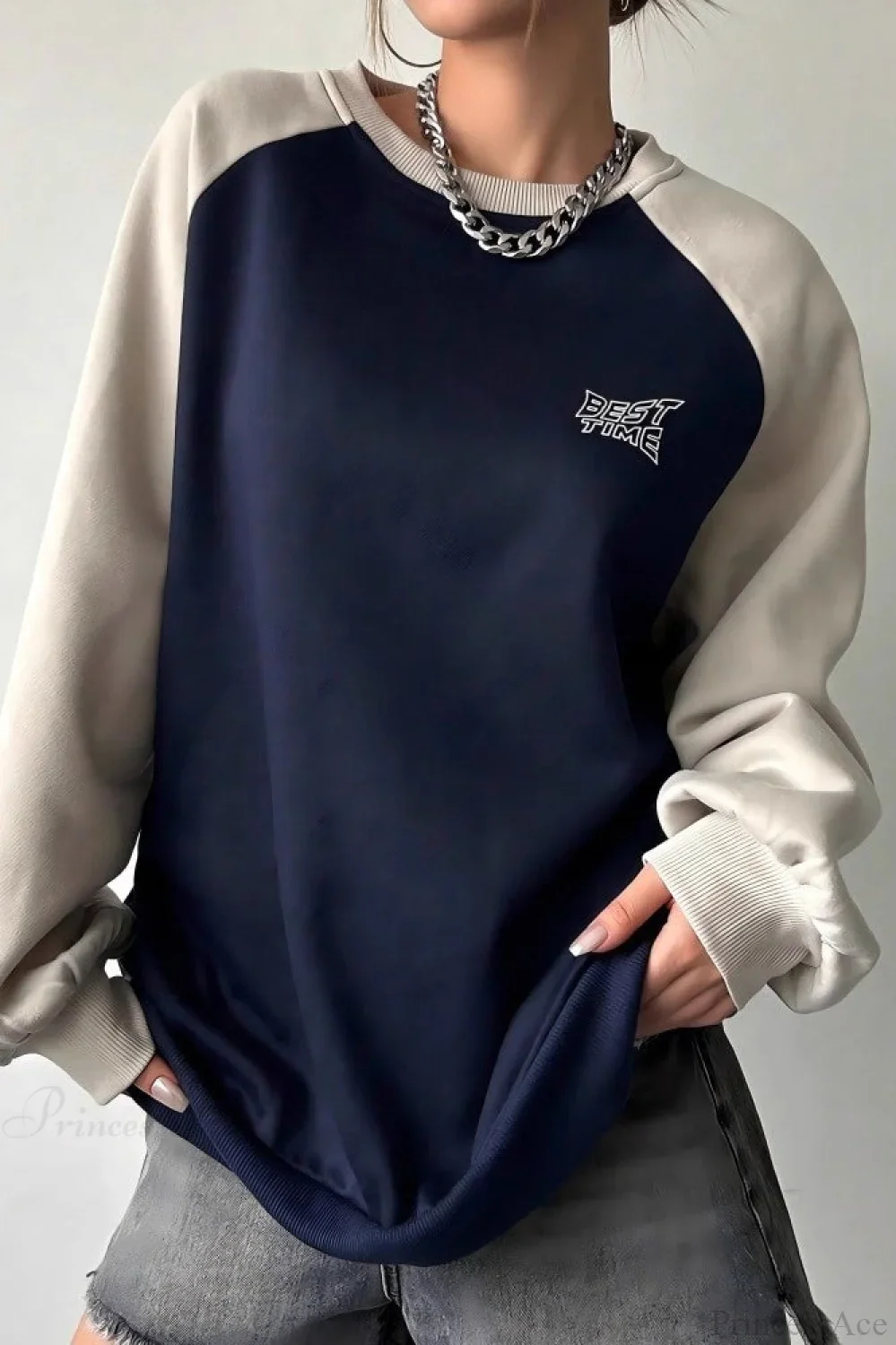 Raglan Sleeve Color Block Crew Neck Relaxed Sweatshirt