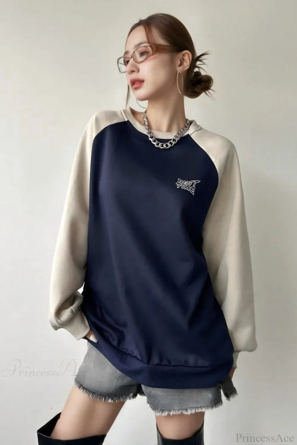 Raglan Sleeve Color Block Crew Neck Relaxed Sweatshirt - Image 2