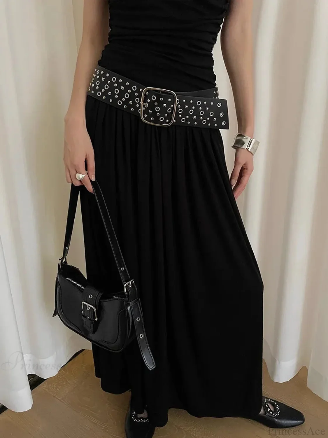 Rebellious Dark Metal Wide Belt - Image 3