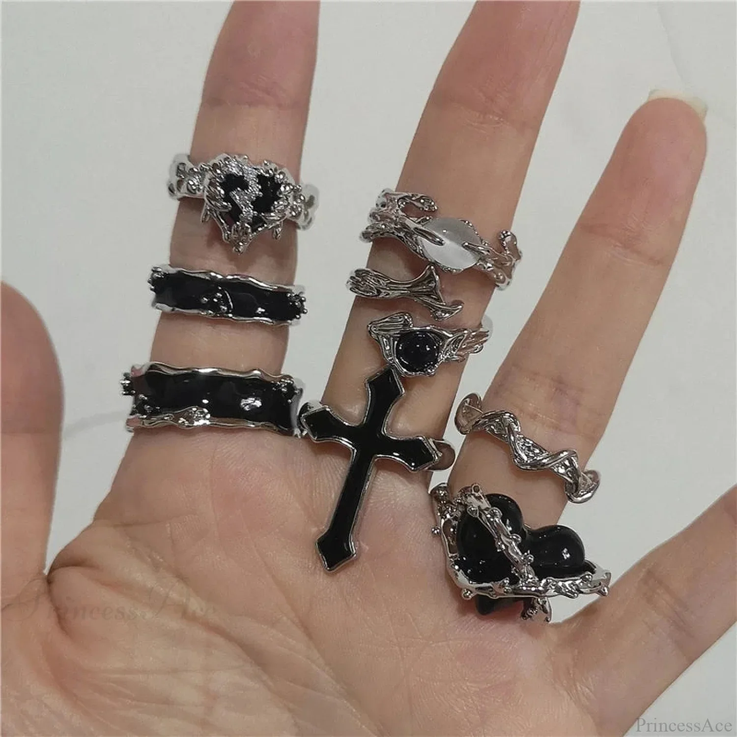 Rebellious Harajuku Dark Ring