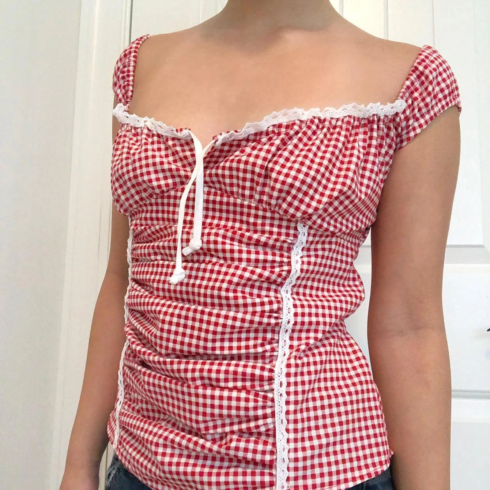 Red Gingham Ruffled Crop Top - Image 2