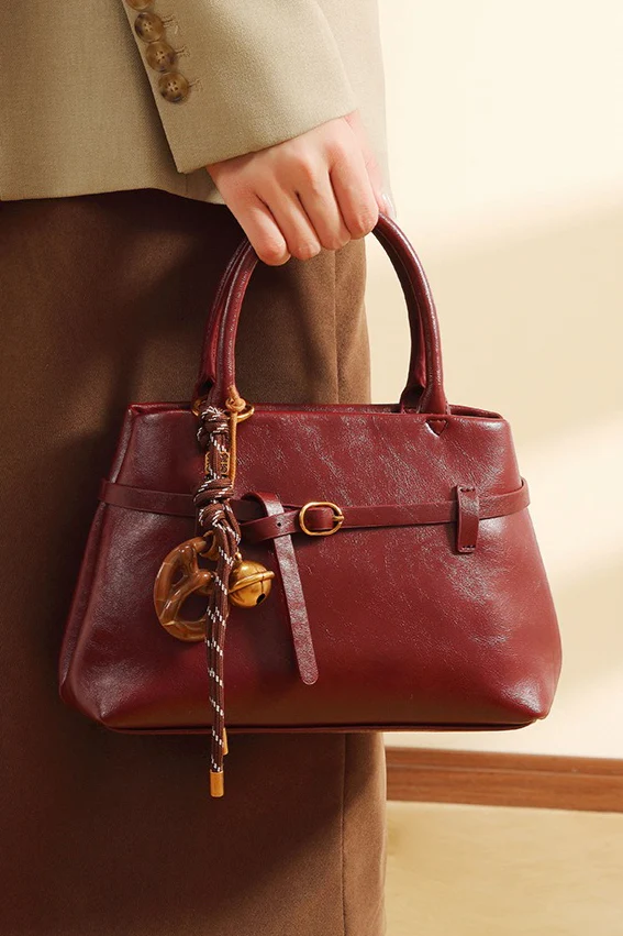 Red Vintage Luxe Handheld Crossbody Everyday Bag - Image 2