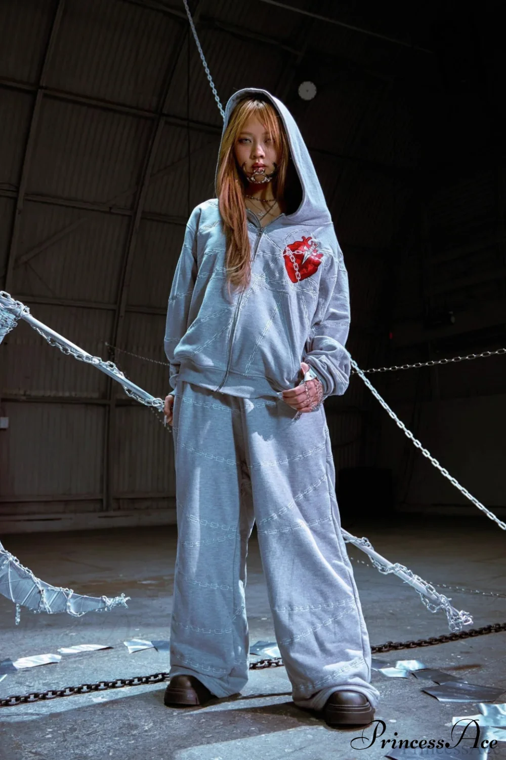 Relaxed Fit Chain Heart 3D Embroidery Print Hoodie - Image 5