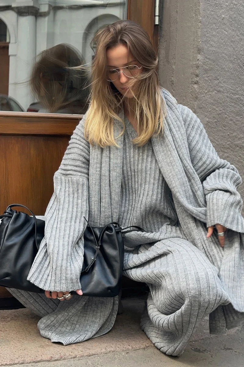 Relaxed Fit V Neck Ribbed Sweater with Pants Two Piece Pants Set - Image 6