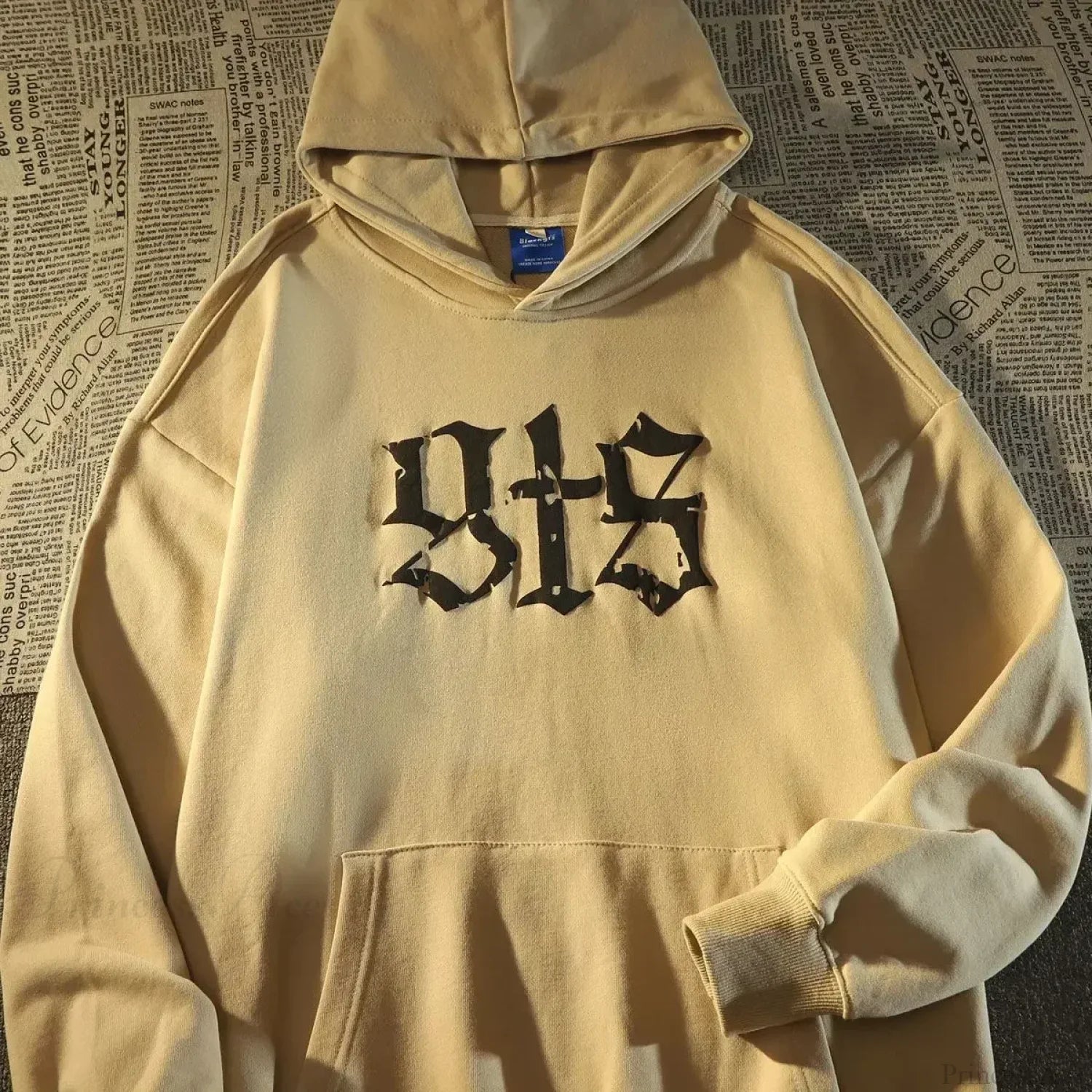 Retro Large Size Gothic Print Hoodie - Image 4