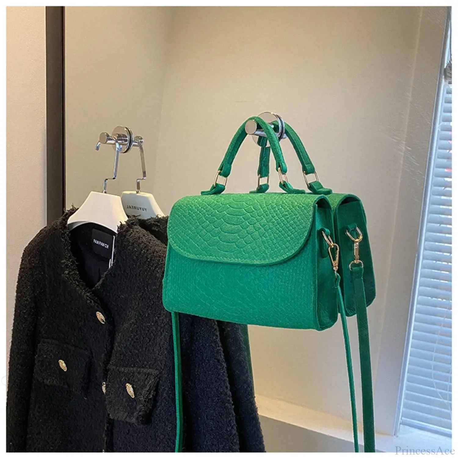 Retro Luxury Square Designer Crossbody - Image 4