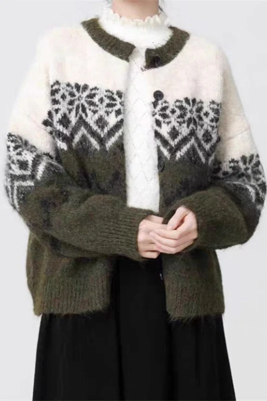 Retro Nordic Snowflake Jacquard Knit Cardigan - Image 3