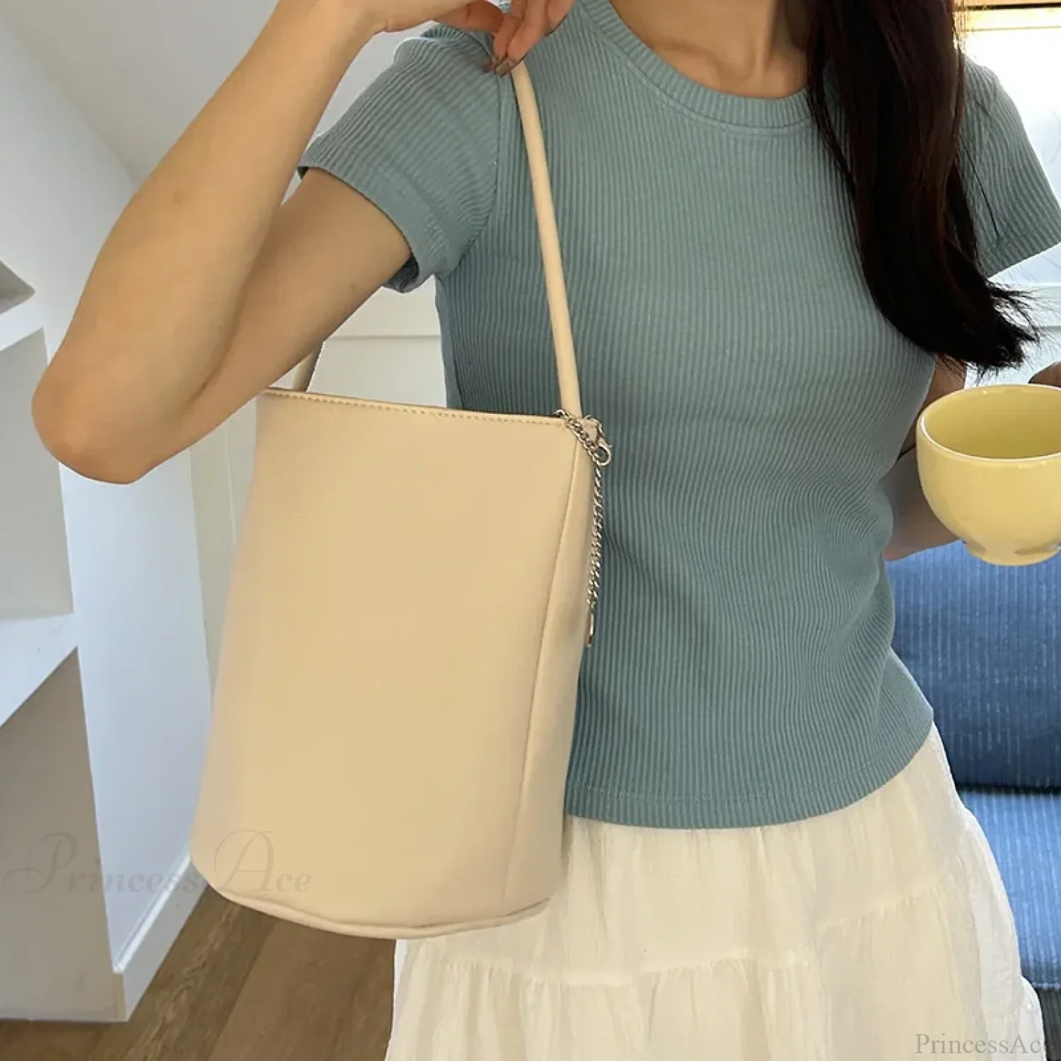 Retro Soft Leather Bucket Shoulder Bag - Image 5
