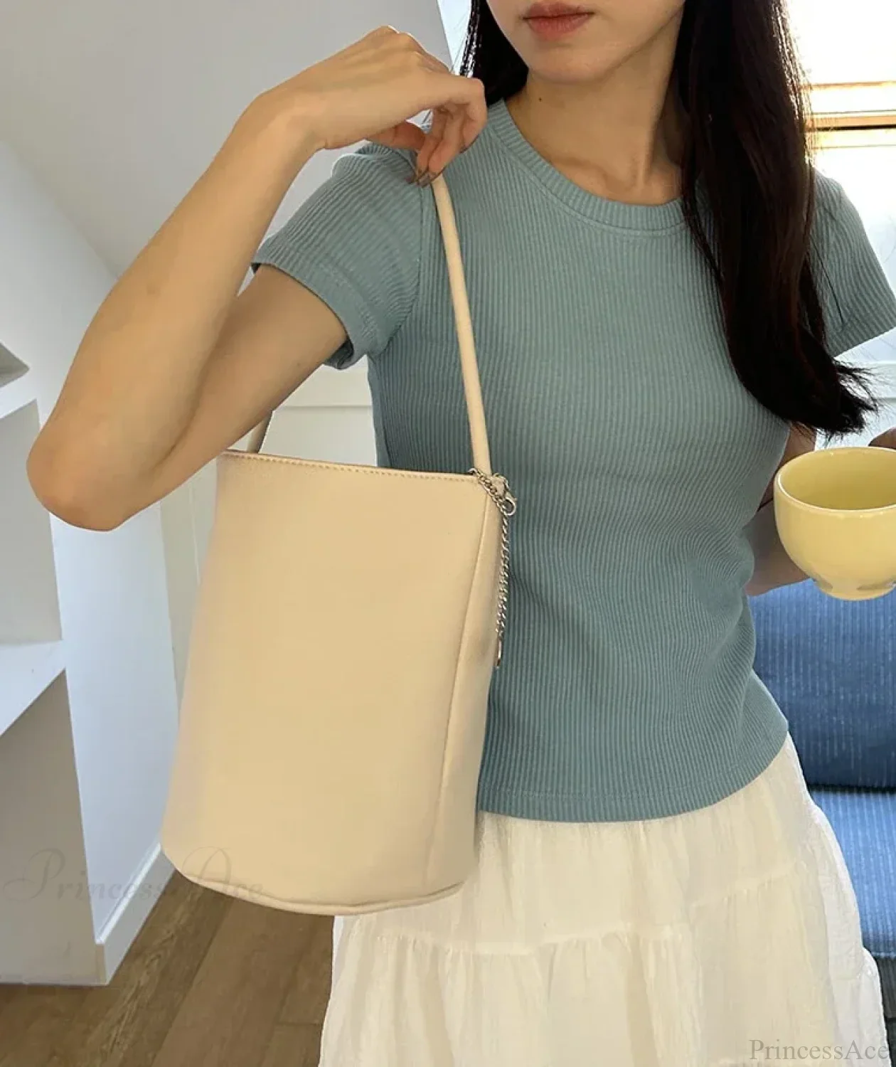 Retro Soft Leather Bucket Shoulder Bag - Image 8