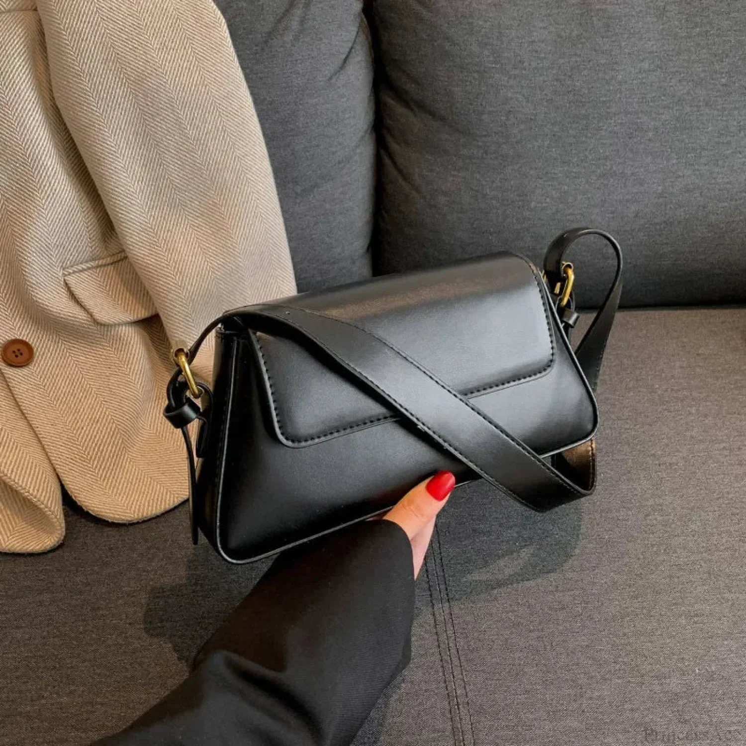 Retro Solid PU Leather Winter Shoulder Bag - Image 6