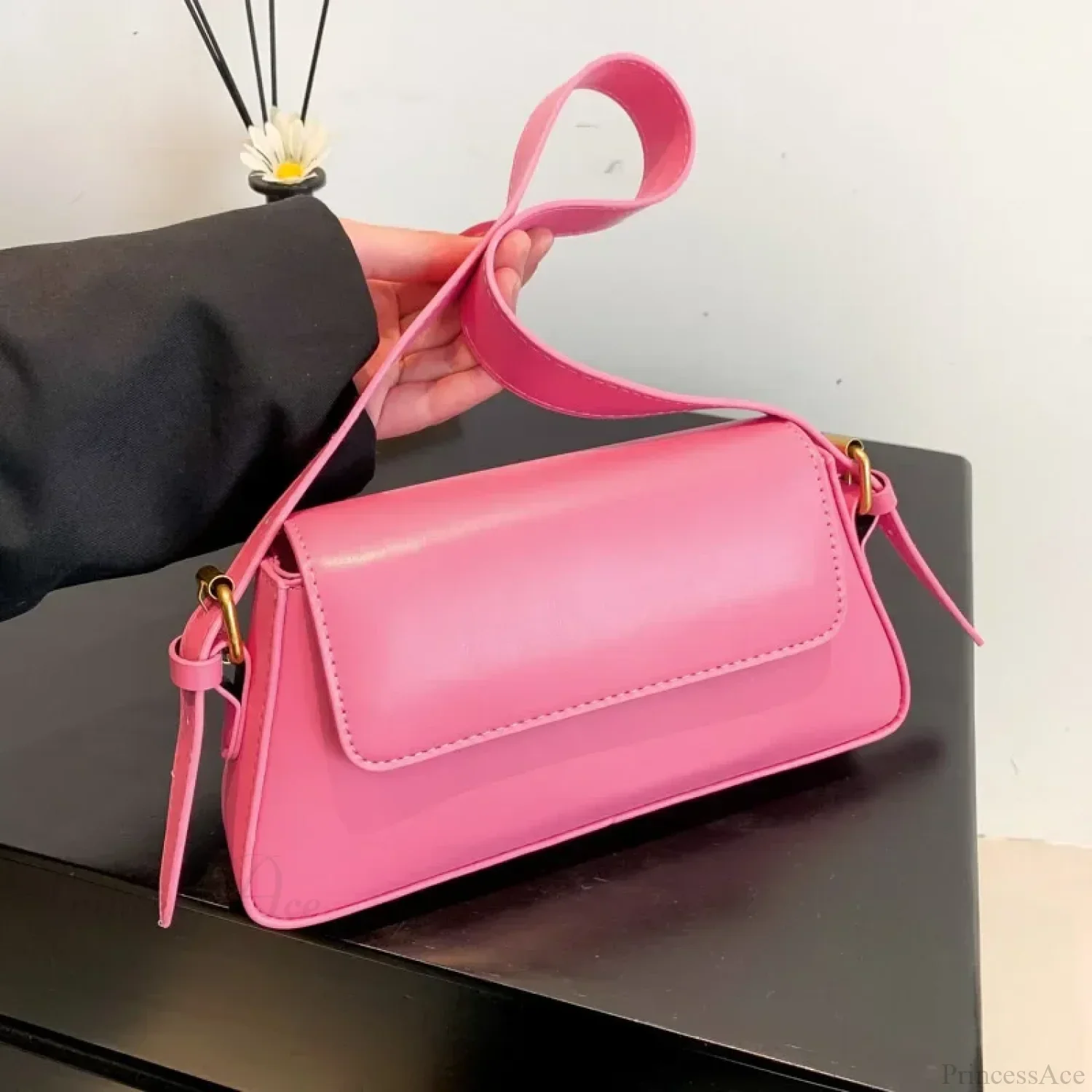 Retro Solid PU Leather Winter Shoulder Bag - Image 9