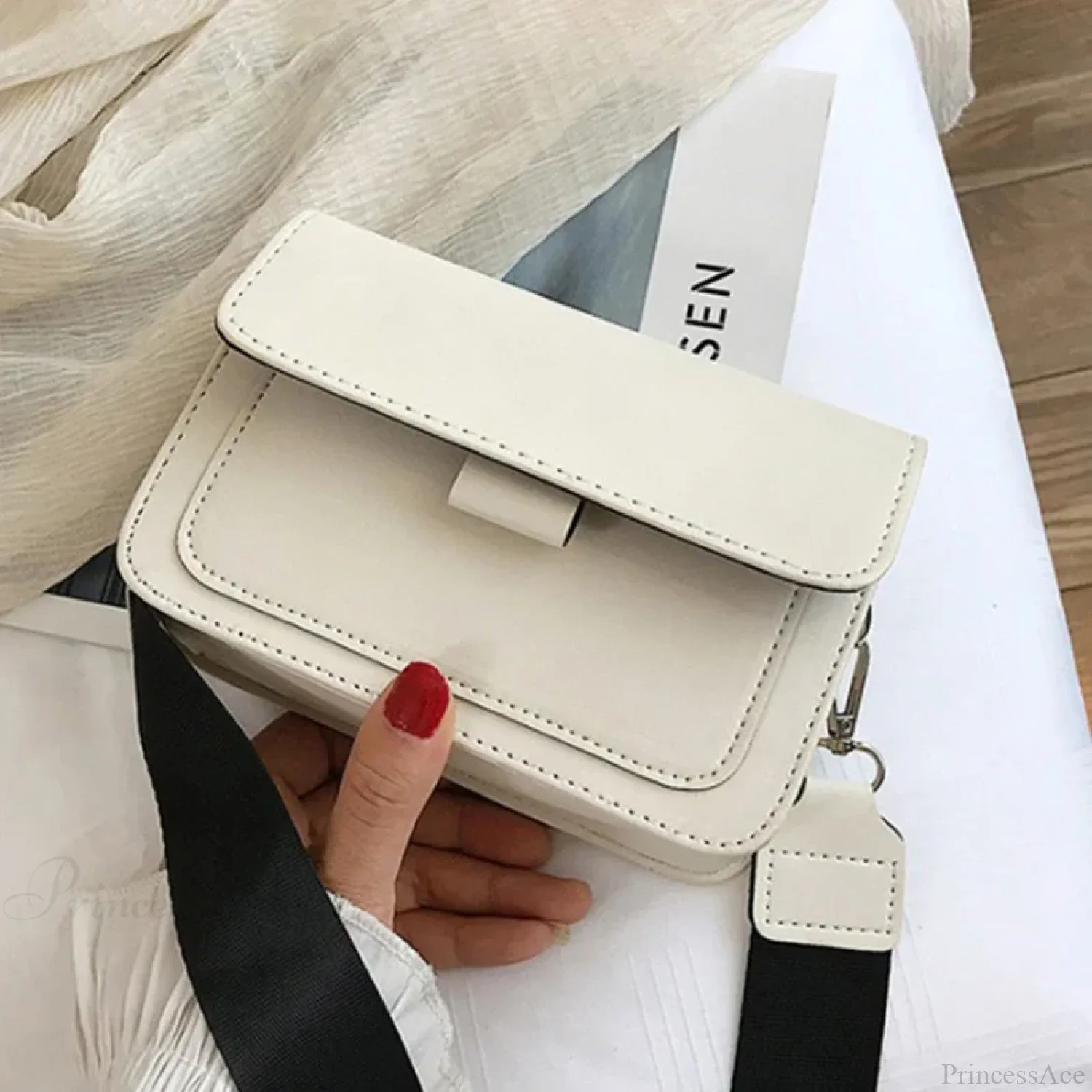 Retro Square Wide Strap Crossbody - Image 3