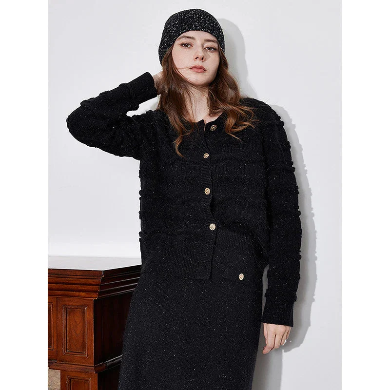 Round Neck Jacquard Embroidered Cardigan - Image 2