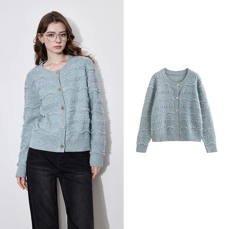Round Neck Jacquard Embroidered Cardigan - Image 6