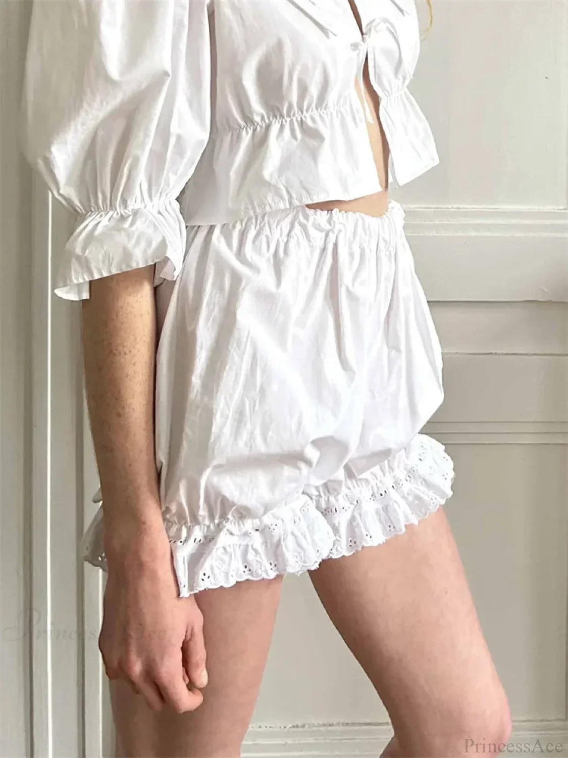 Ruffled Bubble Lounge Short - Image 2