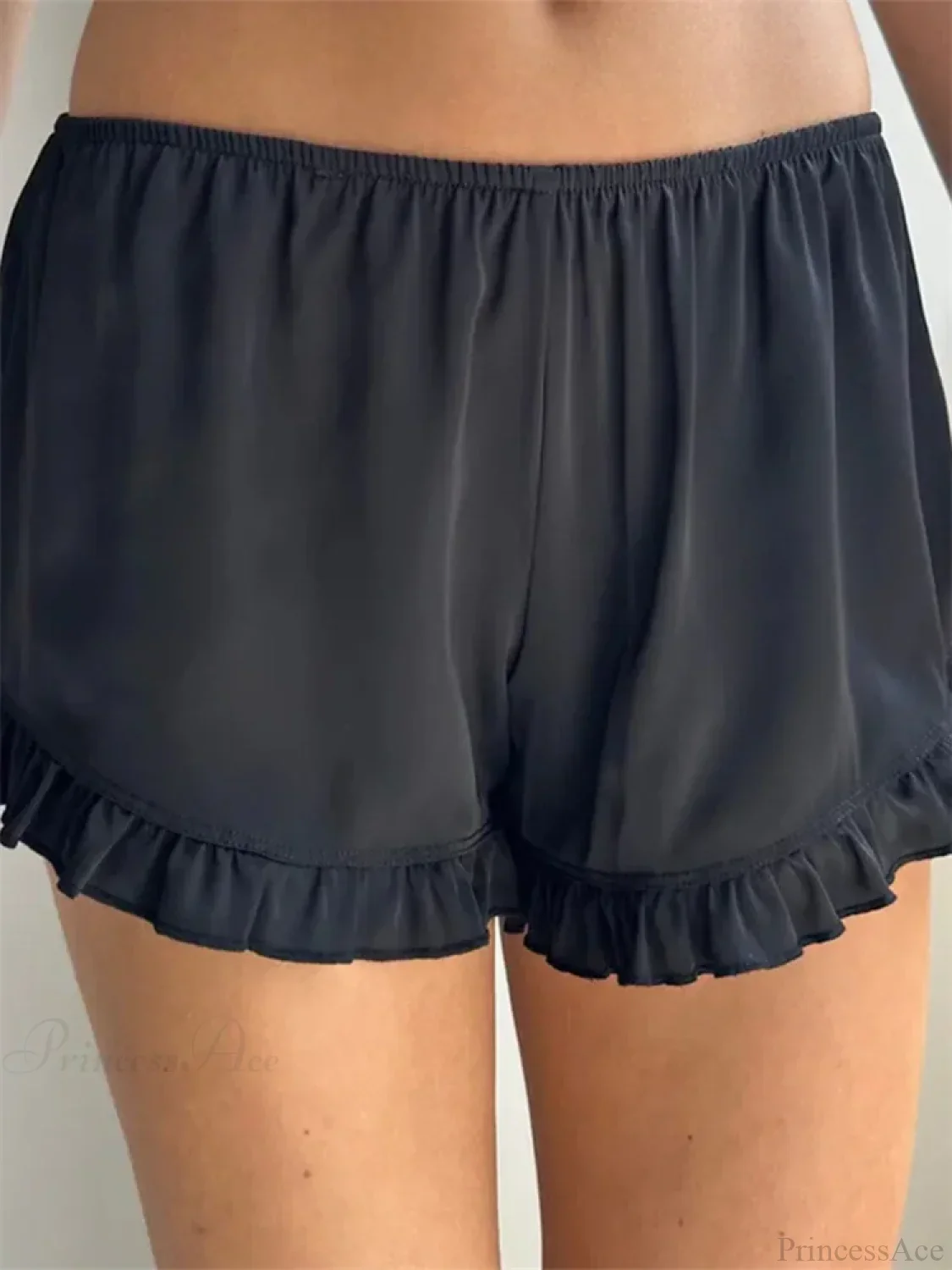 Ruffled Elastic Low Waist Short - Image 3