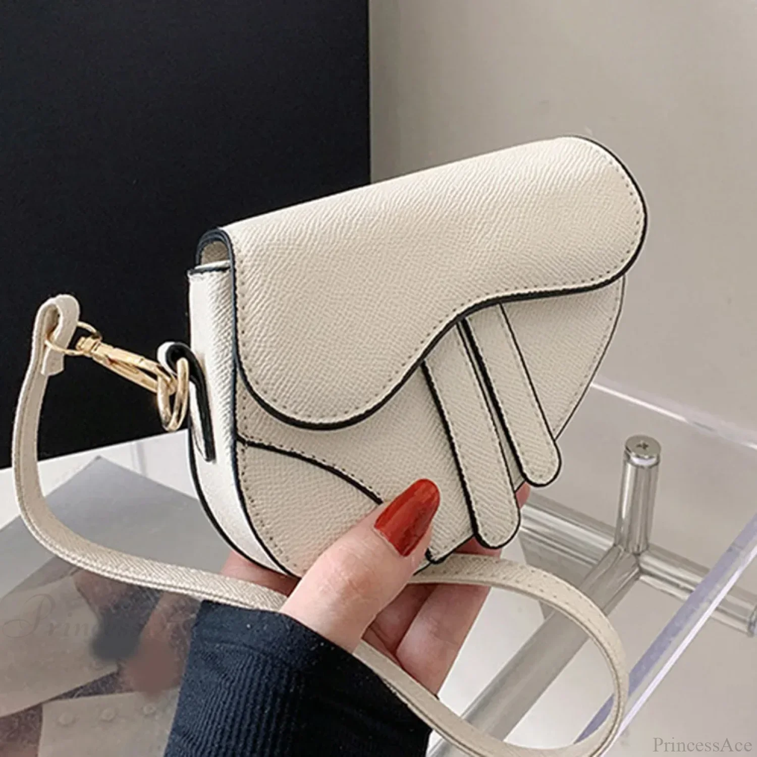 Saddle Messenger Leather Crossbody Shoulder Handbag