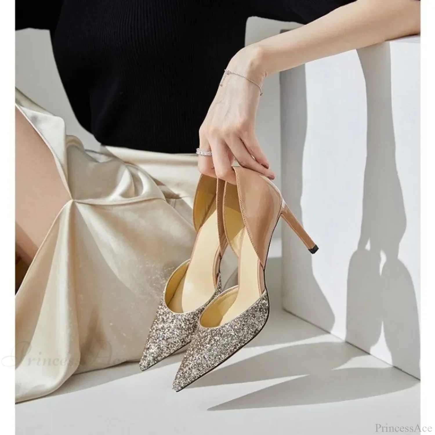Sequin Sexy PointedFashion Sandals Luxury Party Dress Stilettos Hot Sale High Heel