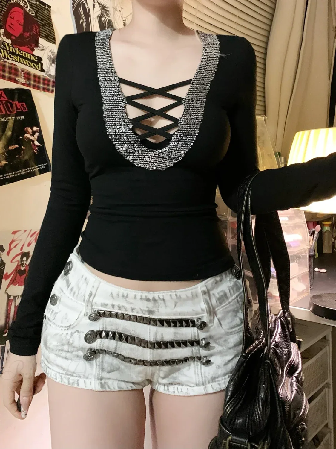 Sequin V-neck Knit Top - Image 6
