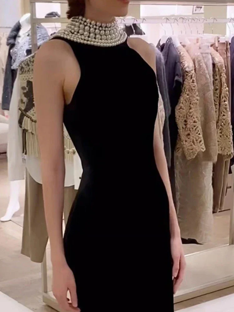 Sexy Black Velvet Halter Neck Pearl Chain Long Dress Maxi Party Dress - Image 5