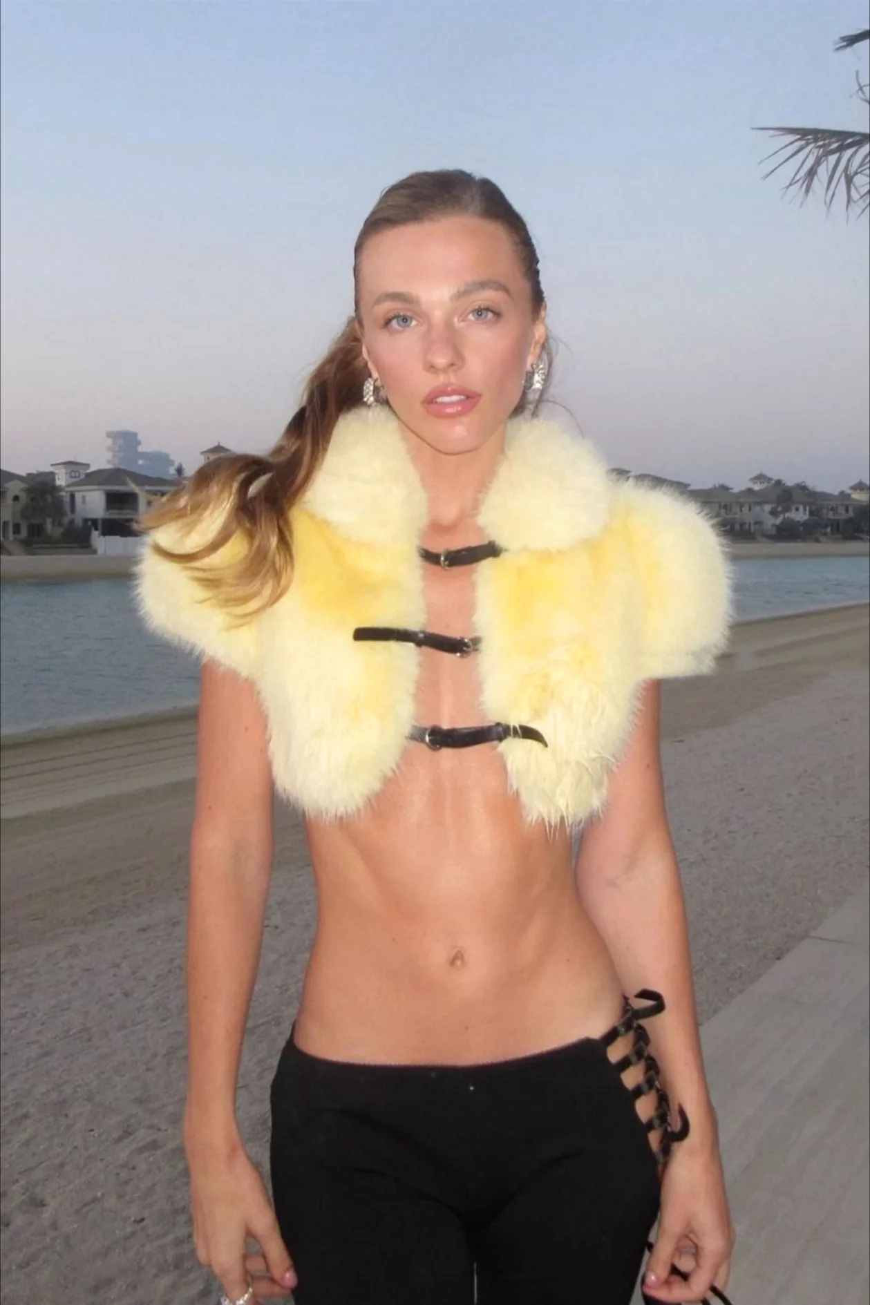 Sexy Cape Design Drawstring Solid Plush Coat - Image 4