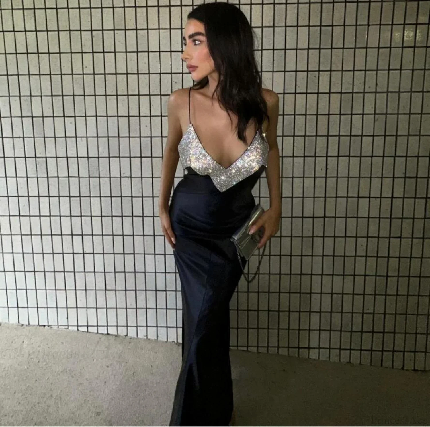 Sexy Deep-V Rhinestone Bandage Dress Prom Dress - Image 2
