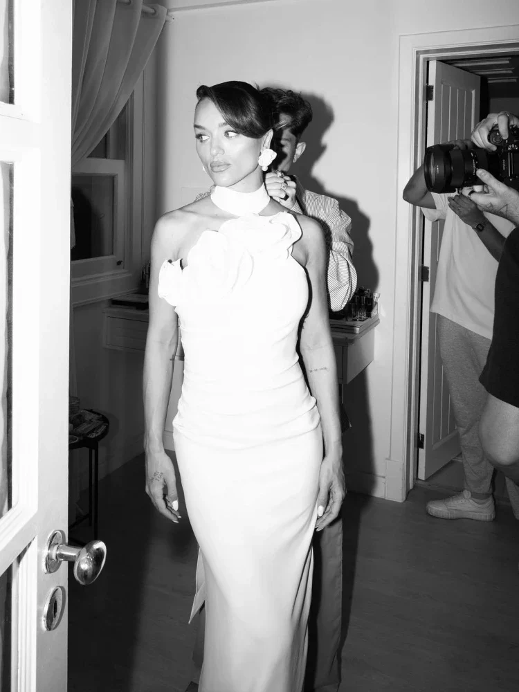 Sexy Halter Backless 3D Flower White Sleeveless High Split Party Dress - Image 5