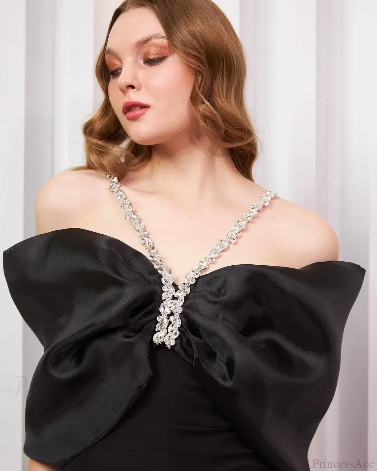 Sexy Off Shoulder Diamond Straps Bandage Black Pleated Shiny Celebrity Party Dress - Image 3