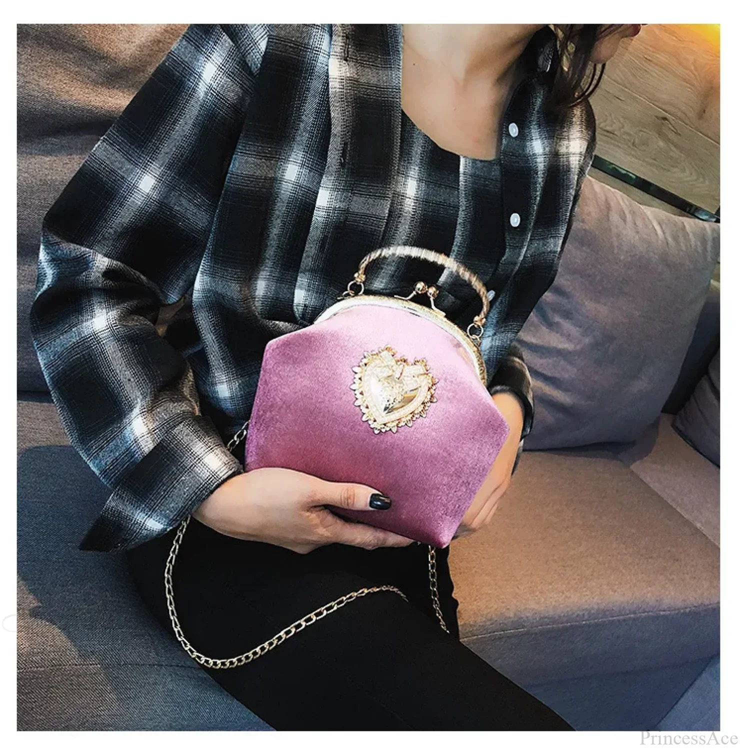 Shiny Heart Shape Evening Clutch Chain Shoulder Bag - Image 8