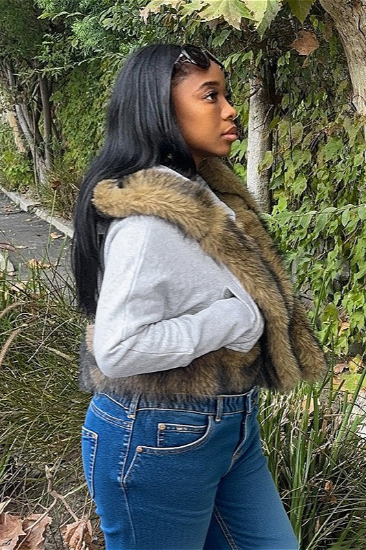 Short Loose Thick Pieced Fur Trim Hoodie - Image 2