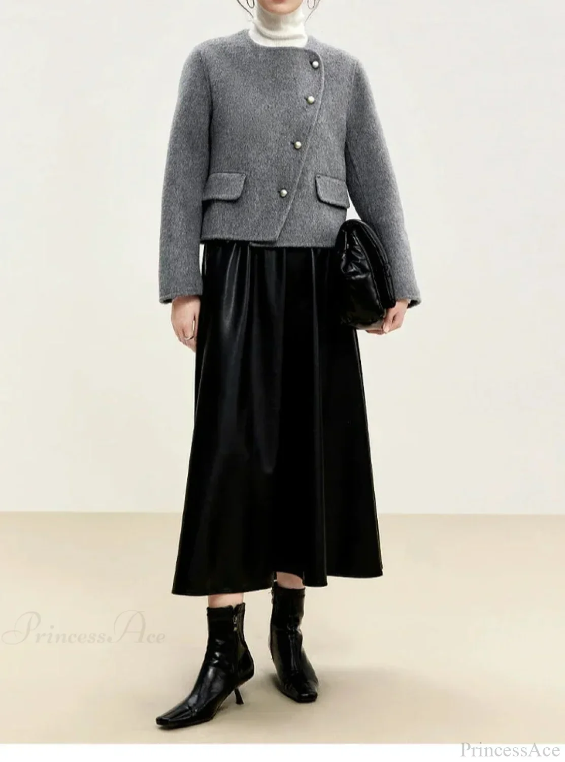 Short Wool Crew Neck Single-Breasted Overcoat - Image 3