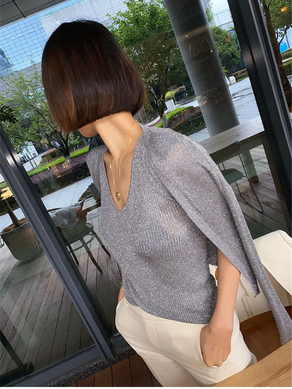 Silk Pearl Button V-neck Cardigan - Image 5