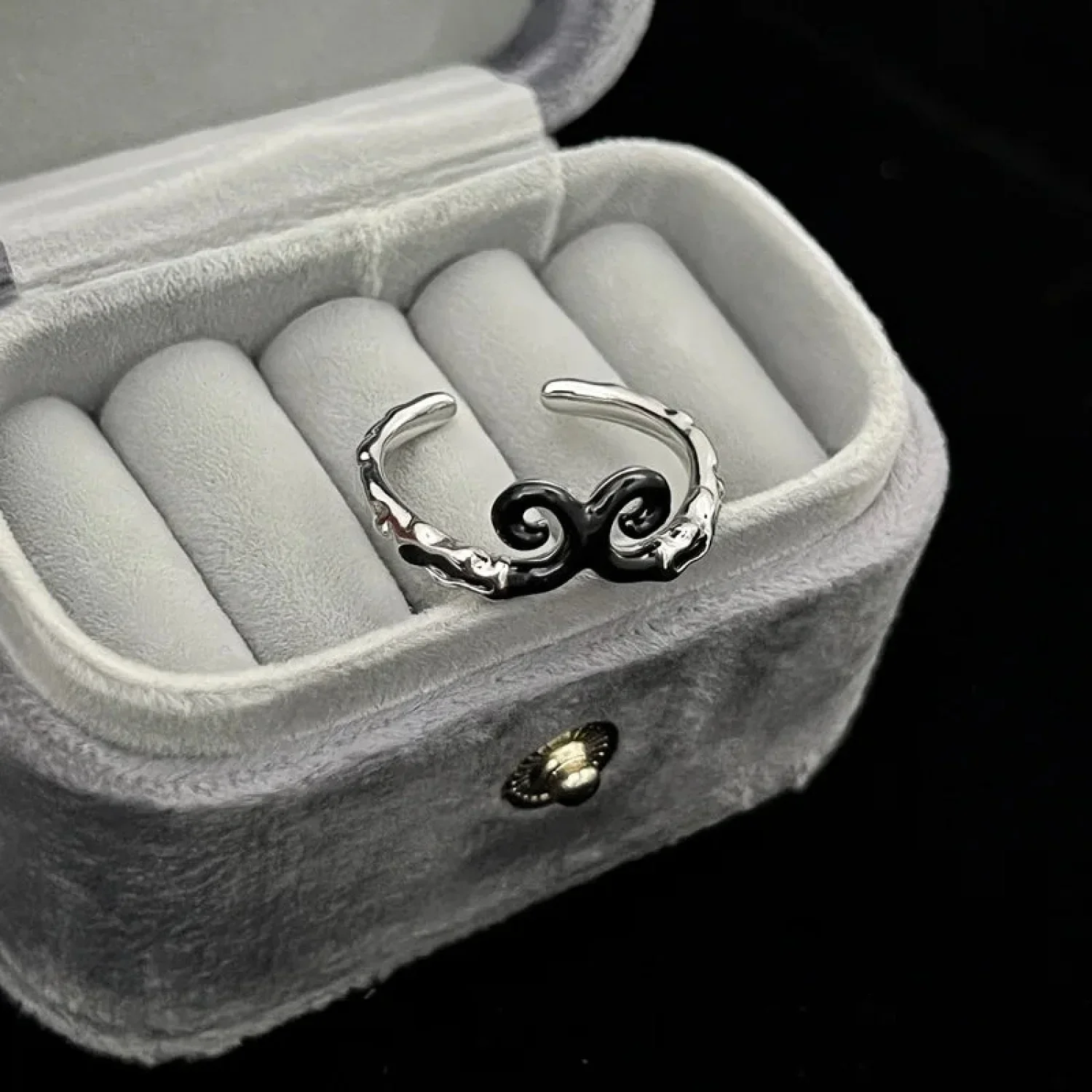 Simple Gothic Inebriated Spirit Ring - Image 10